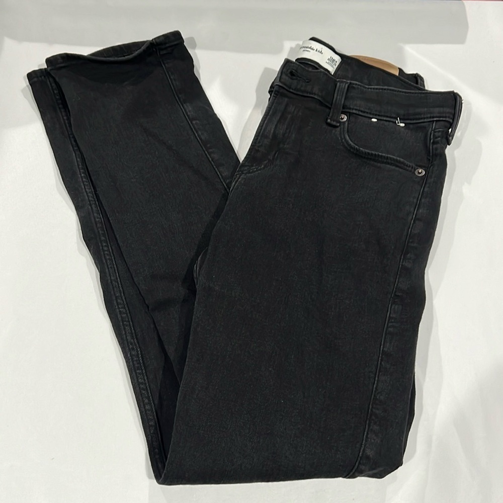 Abercrombie kids skinny jeans. Size 13/14 regular.